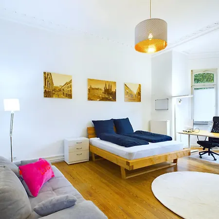 Stilvolle Altbauwohnung Am Kurpark, Zentral, Fuer Bis Zu 8 Personen Lejlighed *